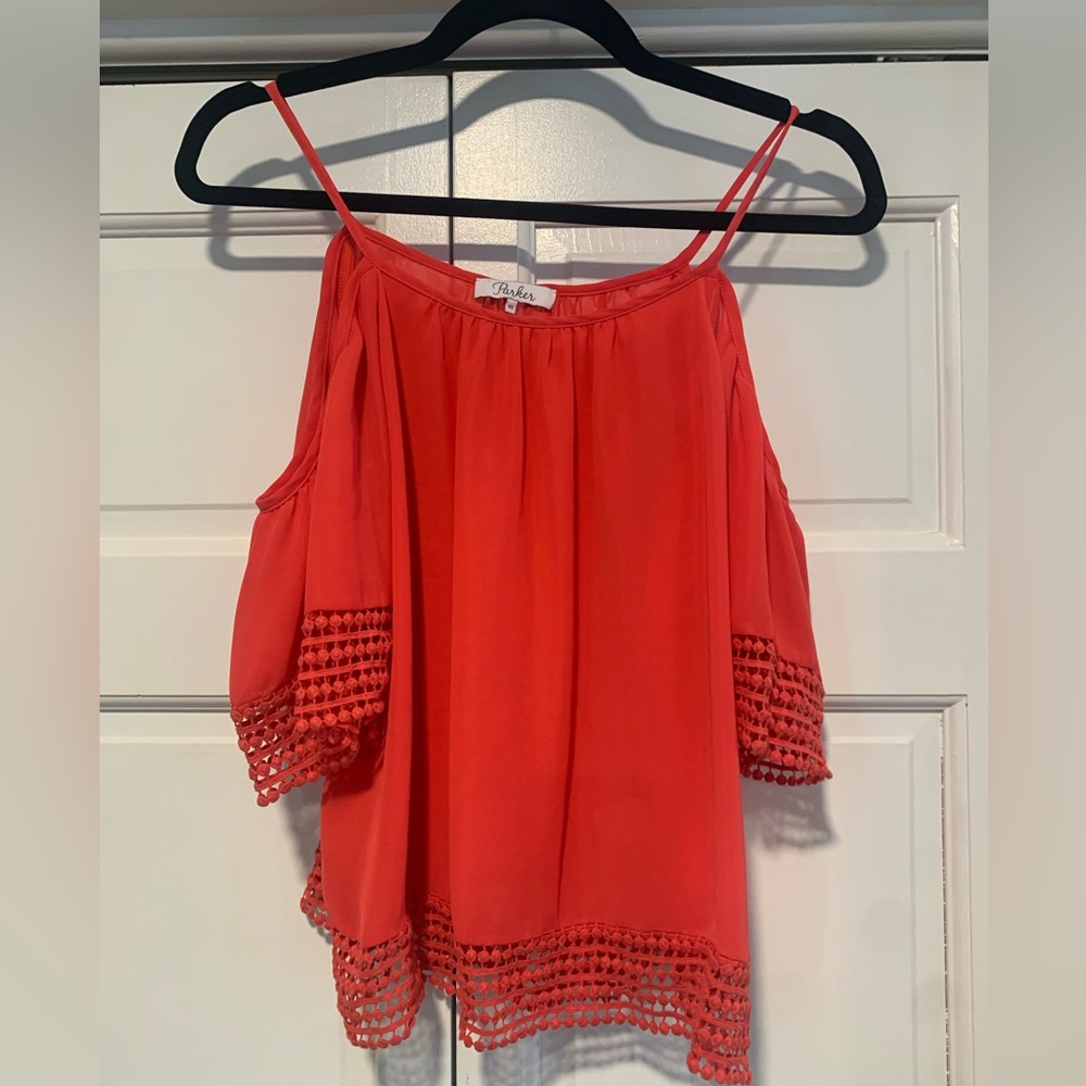 Parker cold shoulder short sleeve top. Size XS
